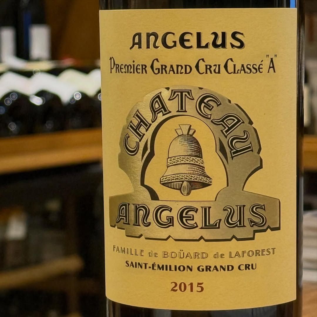 Photo by Cave 1862 Wines & Spirits on February 18, 2026. May be an image of wine, wine bottle and text that says 'ANGELUS PREMiER GRARD CRU CLASSé A CHAT ENATE! T ANGELUIS 'ડ FAMILLE Te BOÜARD de LAFOREST SAINT-ÉMILION GRAND CRU 2015'.